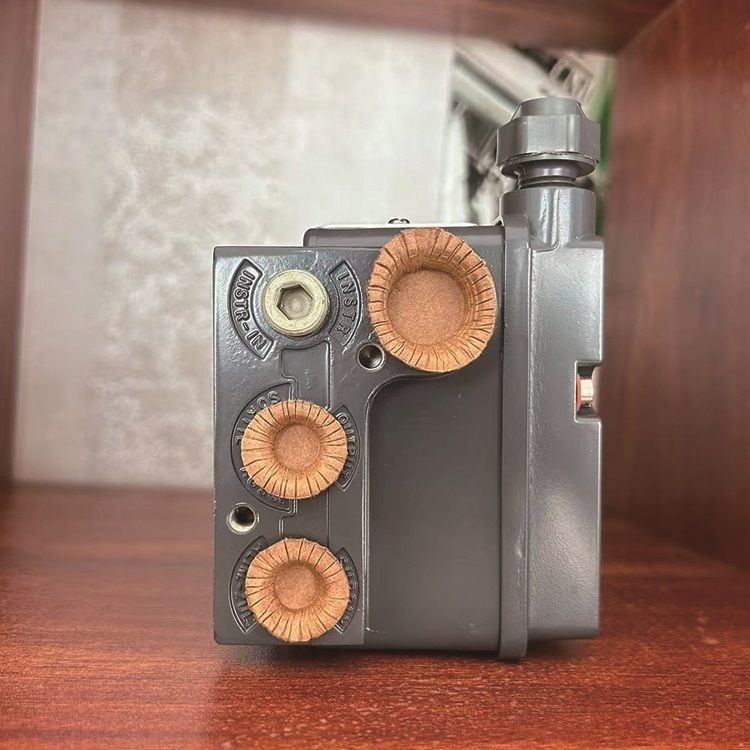 emerson fisher 3660(001)